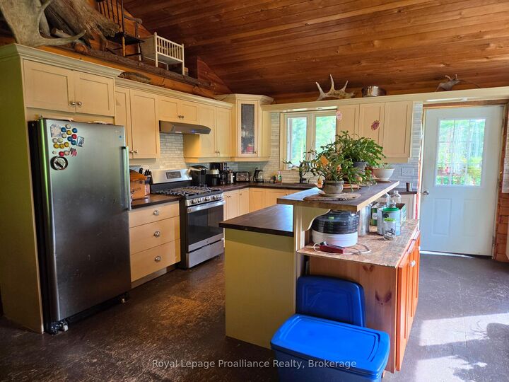 Property Photo: 152 Addington Rd 3 N/A ON K0H 1K0