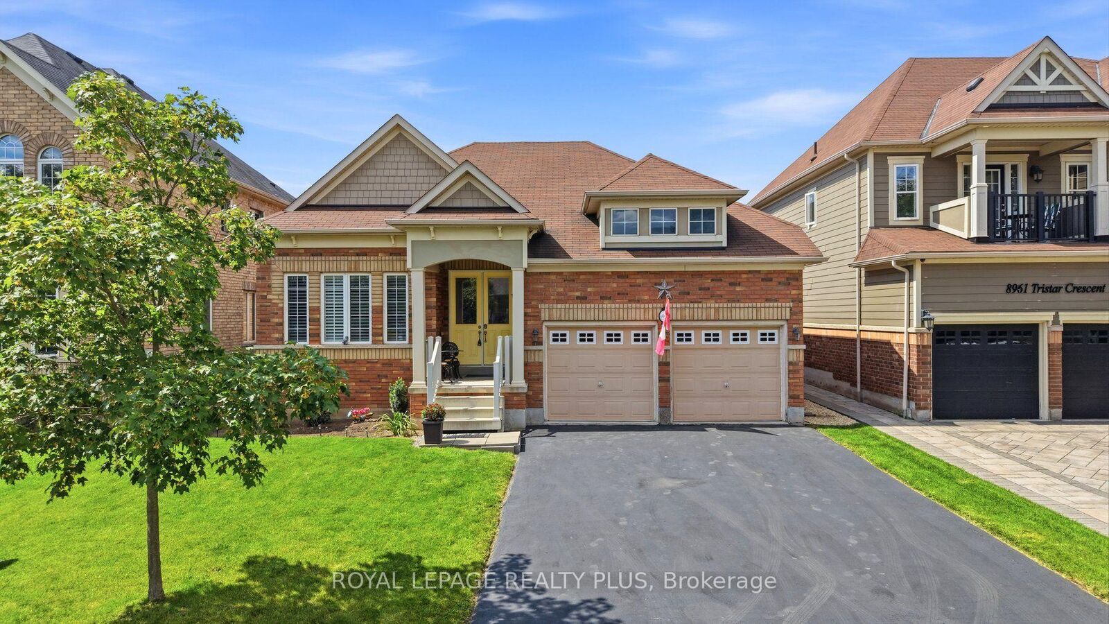 Property Photo: 8971 Tristar Crescent ON L2G 0E6