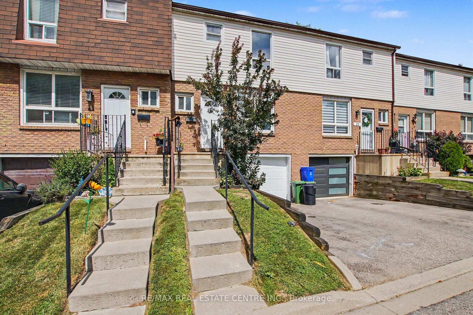 Property Photo:  17 Quail Drive 42  ON L8W 1N1 