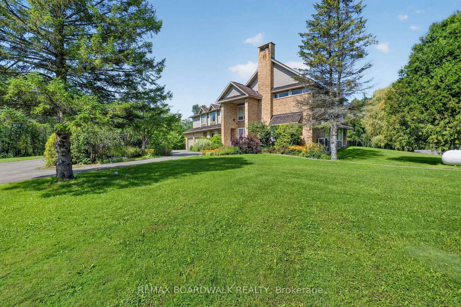 Property Photo: 2437 Devine Road ON K0A 3H0