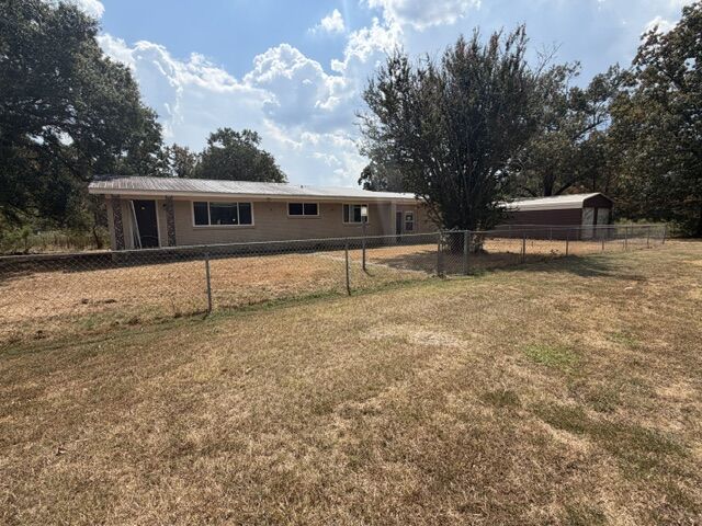 Property Photo:  11093 SE 1142 Avenue  OK 74571 