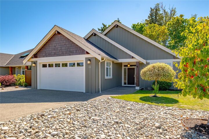 Property Photo: 158 Skylark Ave BC V9P 1M3