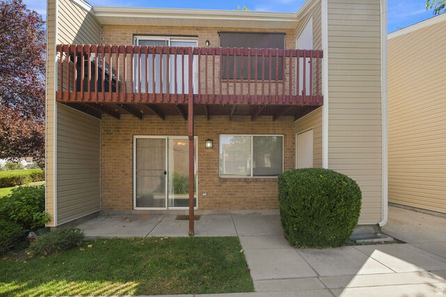 Property Photo: 121 W 905 N UT 84057