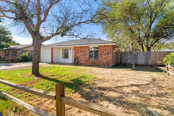 Property Photo:  60 Hunsley Road  TX 79015 