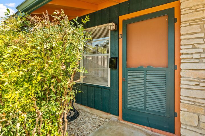 Property Photo:  2004 Pasadena Drive B  TX 78757 