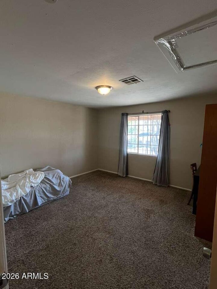 Property Photo: 3242 W Sells Drive AZ 85017