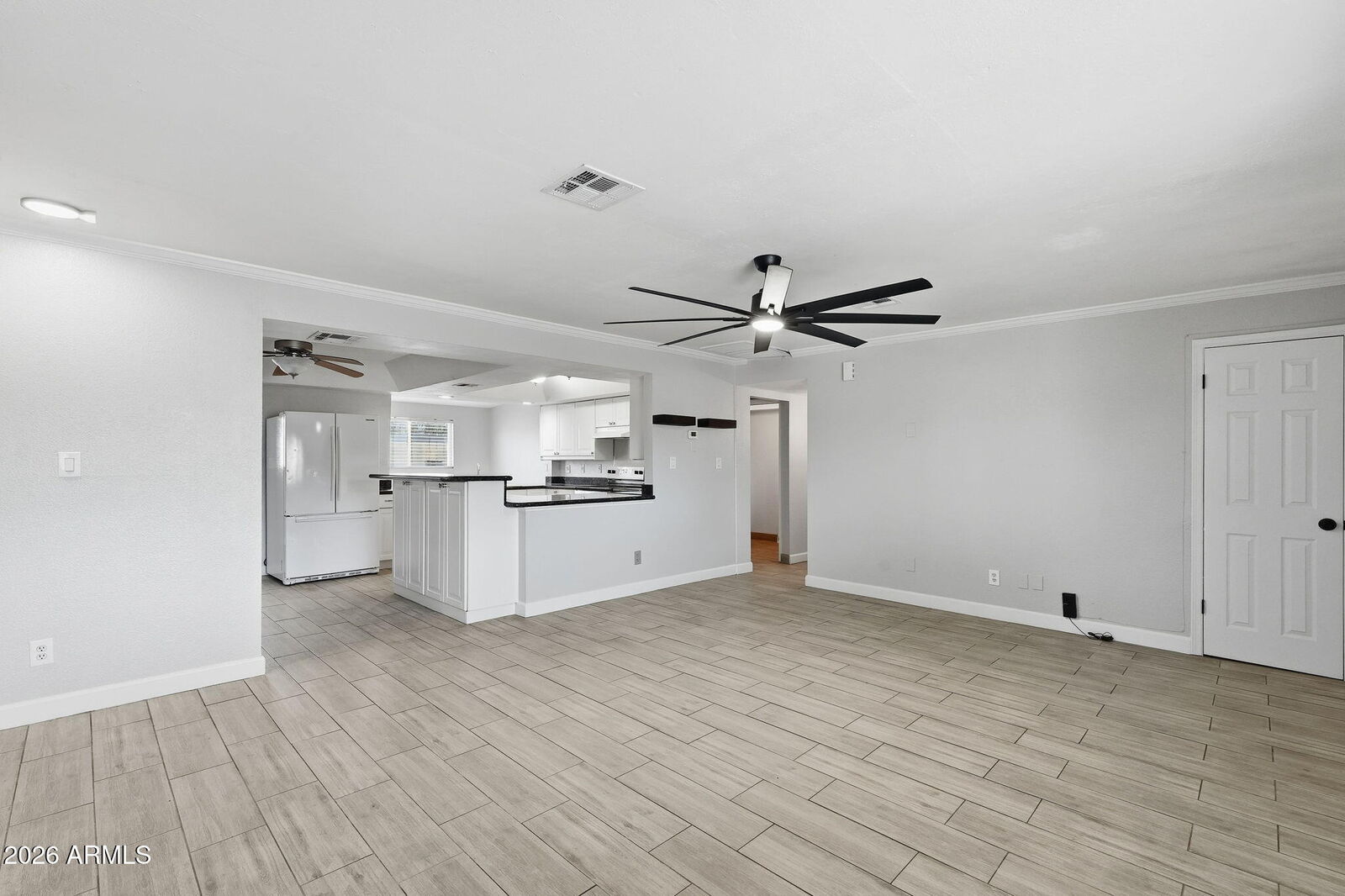 Property Photo: 445 N 111th Way AZ 85207