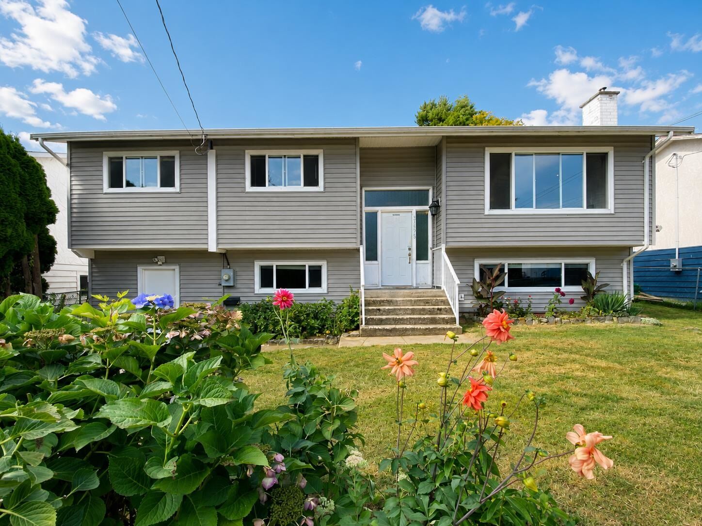 Property Photo:  31975 Raven Avenue  BC V2V 1B8 