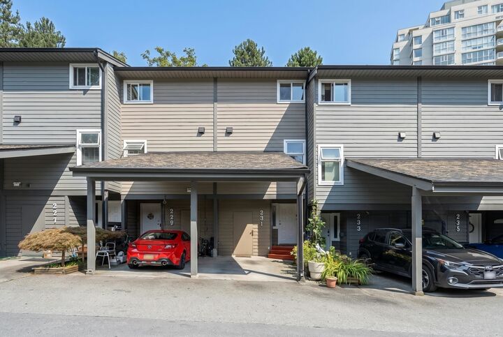 231 Balmoral Place — photo 1