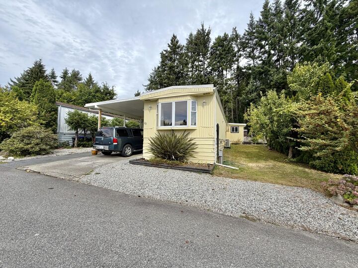 Property Photo:  4116 Browning Road 25  BC V7Z 0A3 