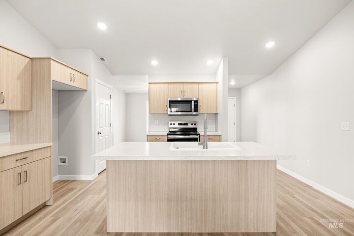 Property Photo:  663 W Novak Dr  ID 83617 