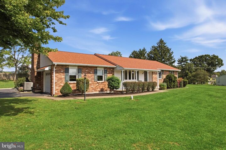 Property Photo: 2199 Warner School Road PA 18041