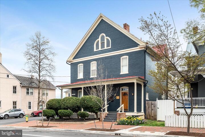 Property Photo:  402 S Loudoun Street 4  VA 22601 