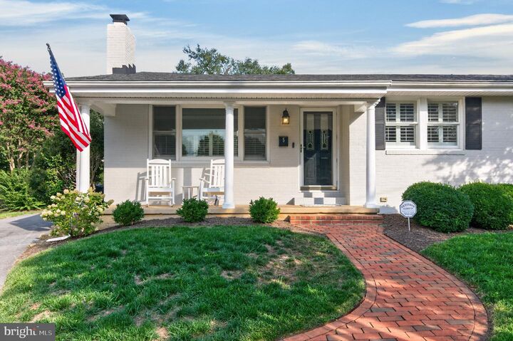 Property Photo: 5 Bristol Circle MD 21401