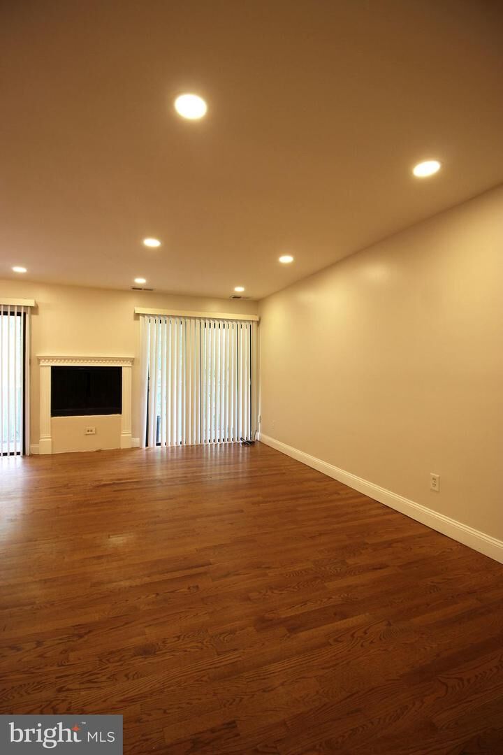 Property Photo: 3946 El Camino Place 11 VA 22309