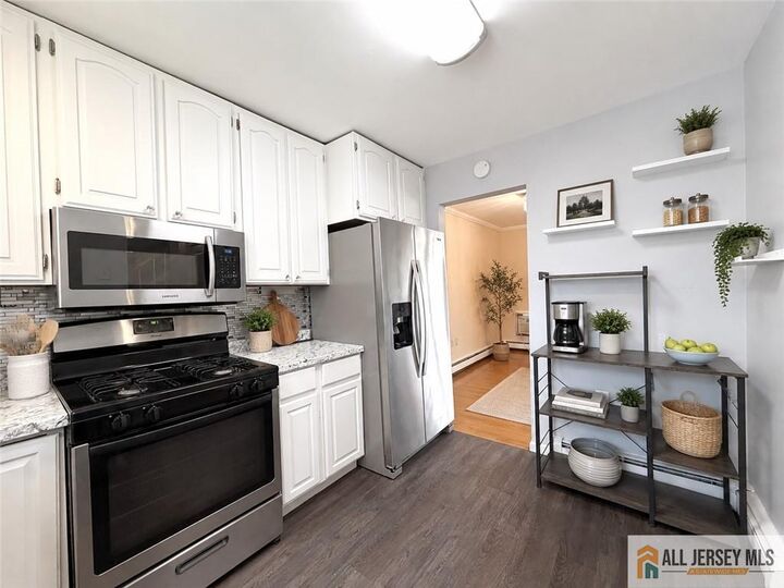 Property Photo:  406 Cranbury Road 7  NJ 08816 