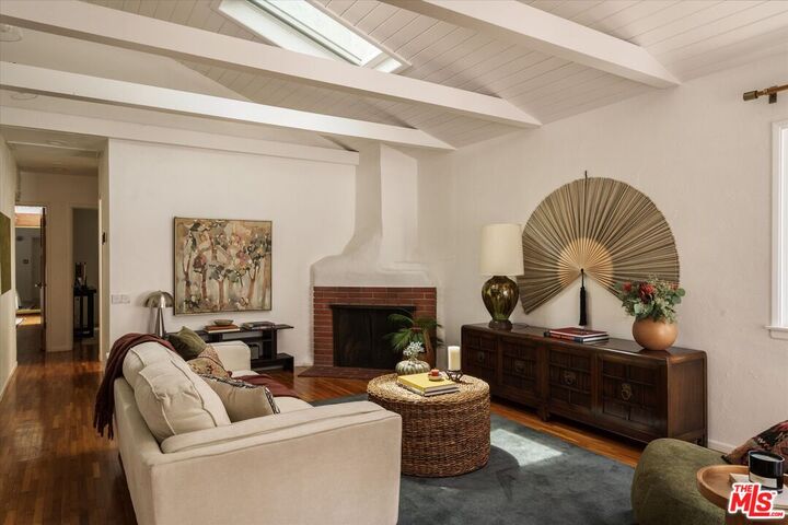 Property Photo:  8460 Kirkwood Dr  CA 90046 