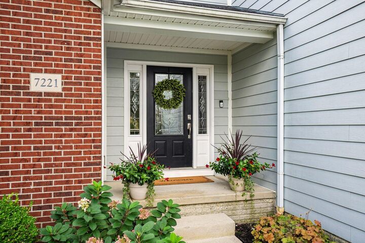 Property Photo:  7221 Marrisey Loop  OH 43021 