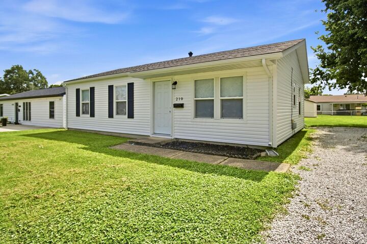 Property Photo: 219 Concord Avenue OH 43056