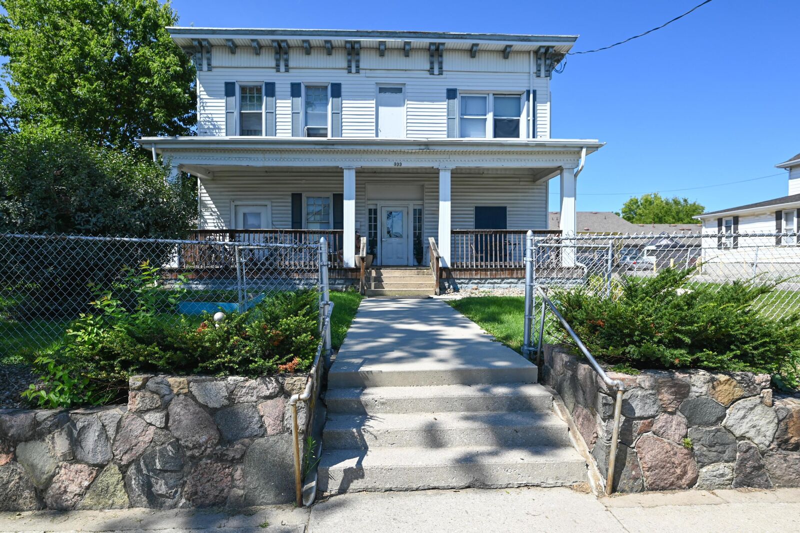 Property Photo: 333 N Prospect Street OH 43302