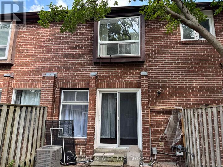 Property Photo: 72 Dusay Place 16 ON M1W 2N2