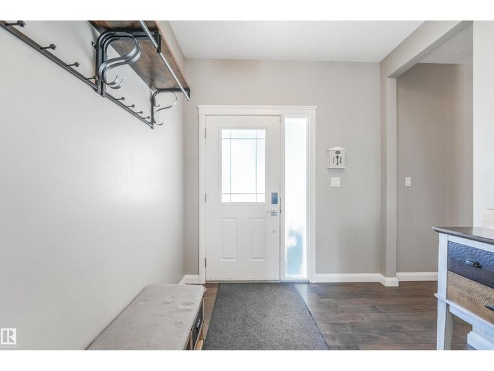 Property Photo: 22123 95 Av NW AB T5T 4N3