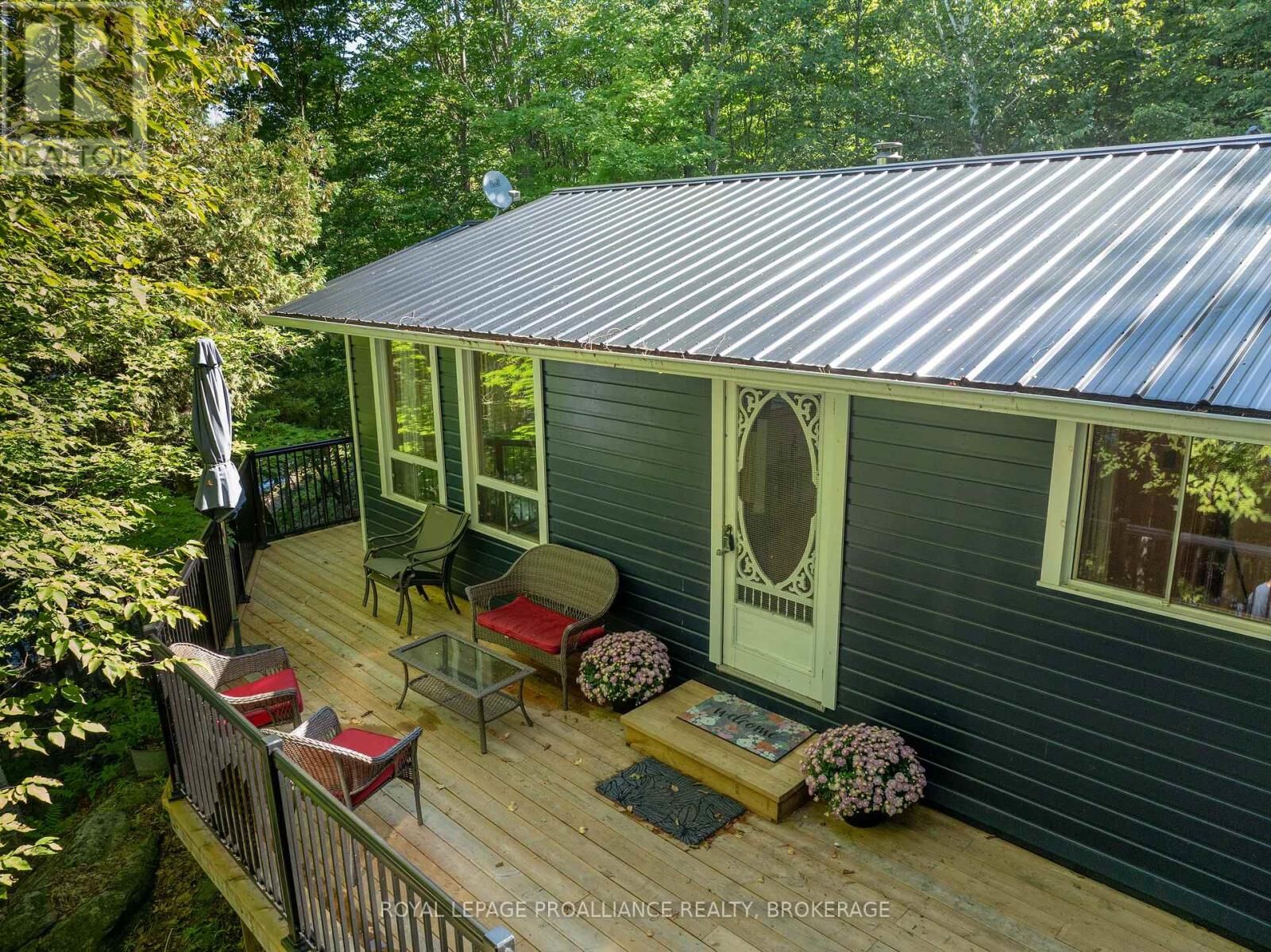 Property Photo:  35B Whippoorwill Lane  ON K0G 1X0 