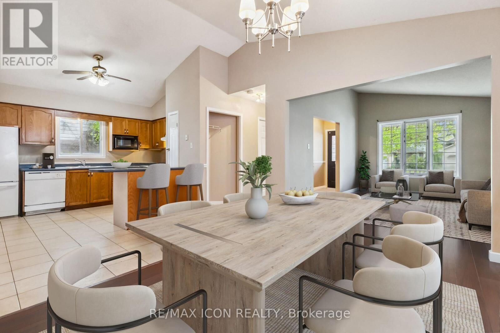 Property Photo:  238 Fleming Drive  ON N5V 4Y9 
