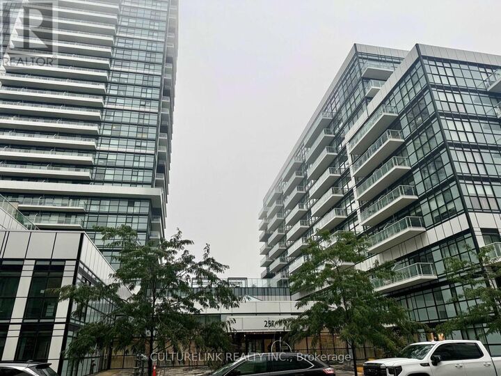 Property Photo: 251 Manitoba Street 602 ON M8Y 0C7