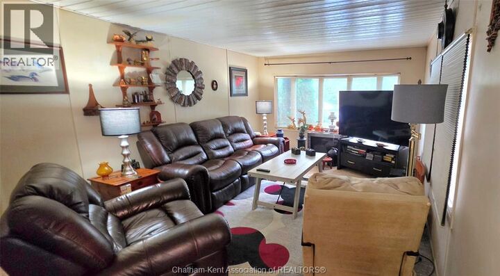 Property Photo:  9480 Longwoods Road 44  ON N7M 5J7 