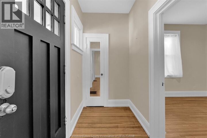 Property Photo:  1605 Dougall Avenue  ON N8X 1S4 