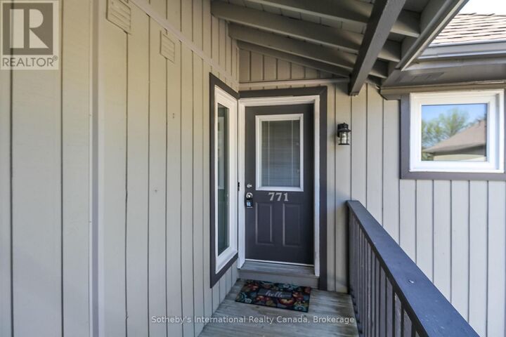 Property Photo:  771 Johnston Park Avenue  ON L9Y 5C7 