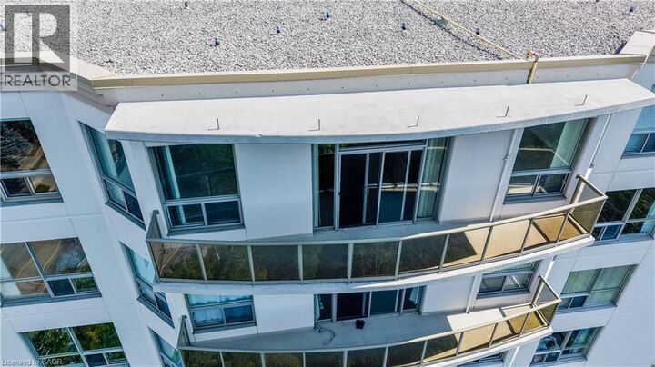 Property Photo:  255 Keats Way 1403  ON N2L 6N6 
