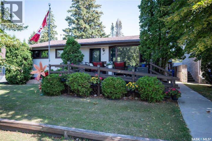 Property Photo: 217 Fourth Avenue S SK S3N 1B7