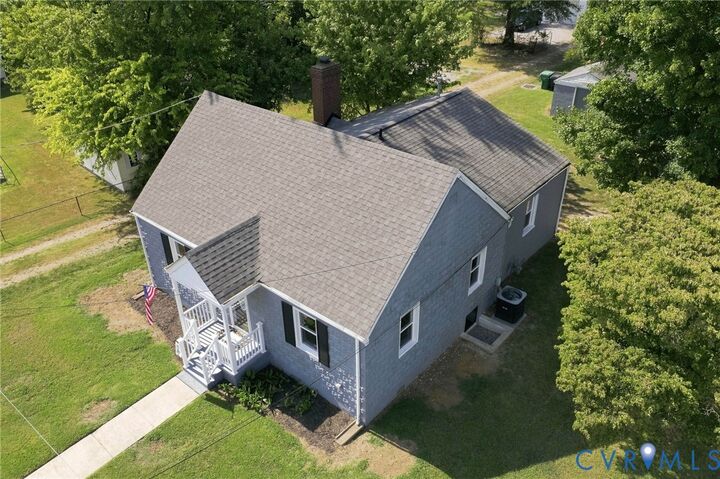 Property Photo: 402 Stuart Avenue VA 23834