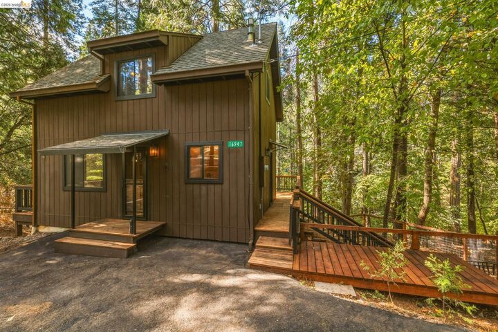 Property Photo:  16947 E Brookside Dr.  CA 95370 