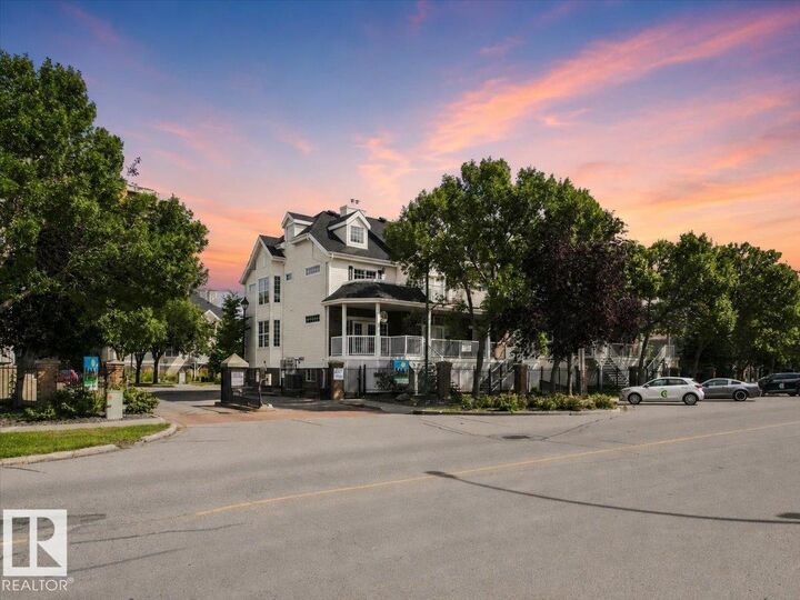 Property Photo:  10235 111 Street NW #3  AB T5K 1V5 