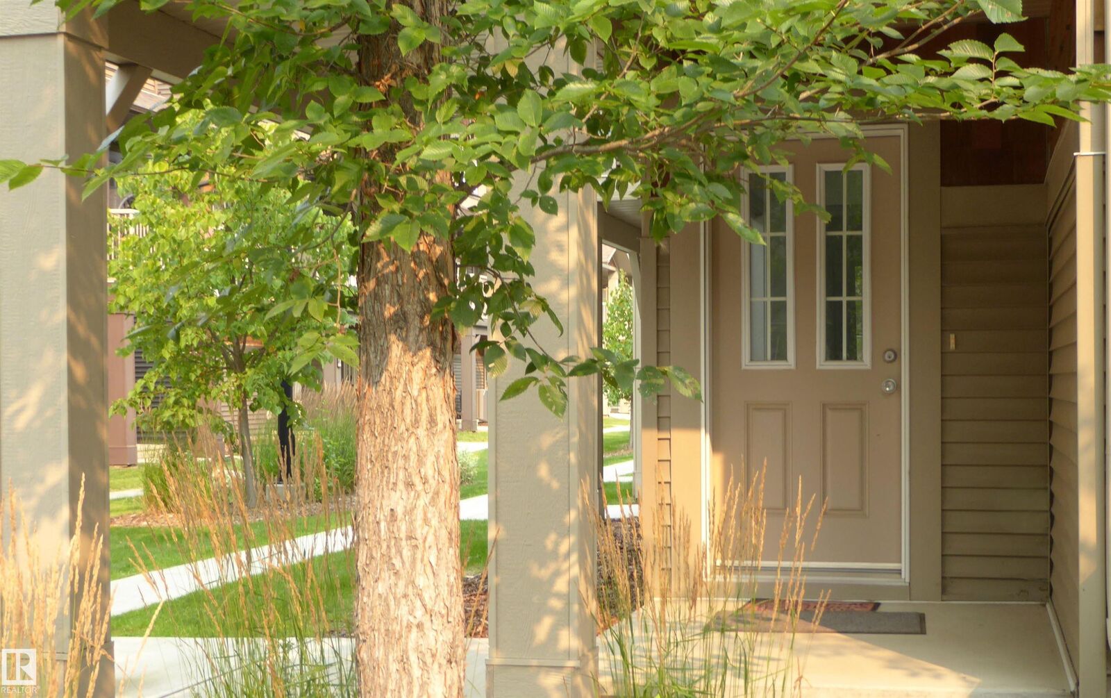 Property Photo:  1005 Graydon Hill Boulevard SW 75  AB T6W 3J5 