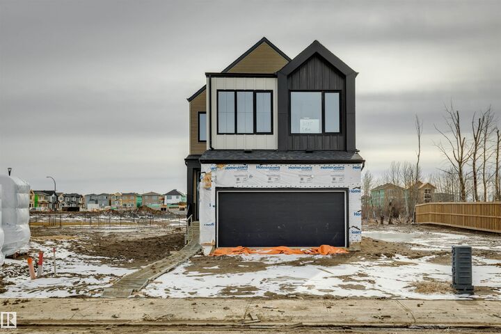 3035 5 Avenue SW — photo 1