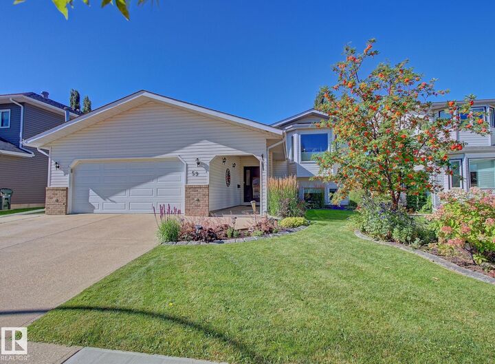 Property Photo:  59 Cimmaron Way  AB T8H 1N4 