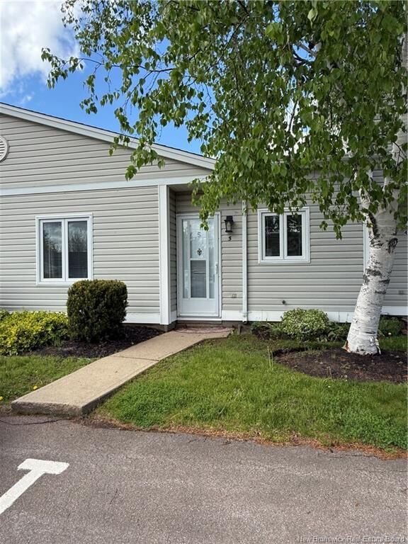 84 Seaman Street 5 — photo 1