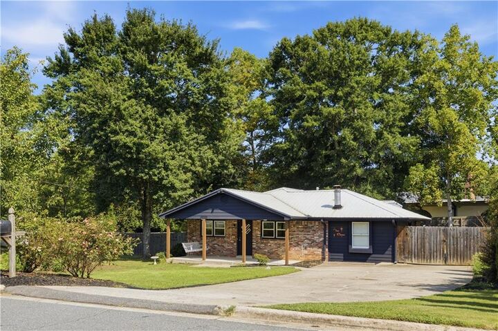 Property Photo: 211 Brooke Drive GA 30009