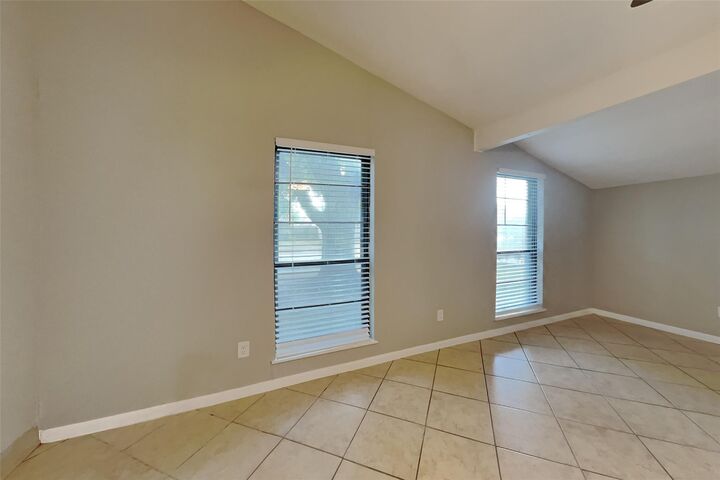 Property Photo:  5119 Cairnleigh Drive  TX 77084 