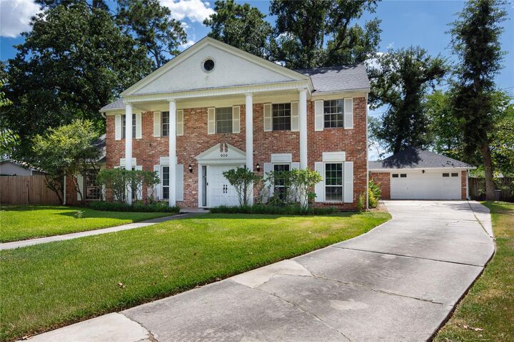 Property Photo:  906 Glouchester Lane  TX 77073 