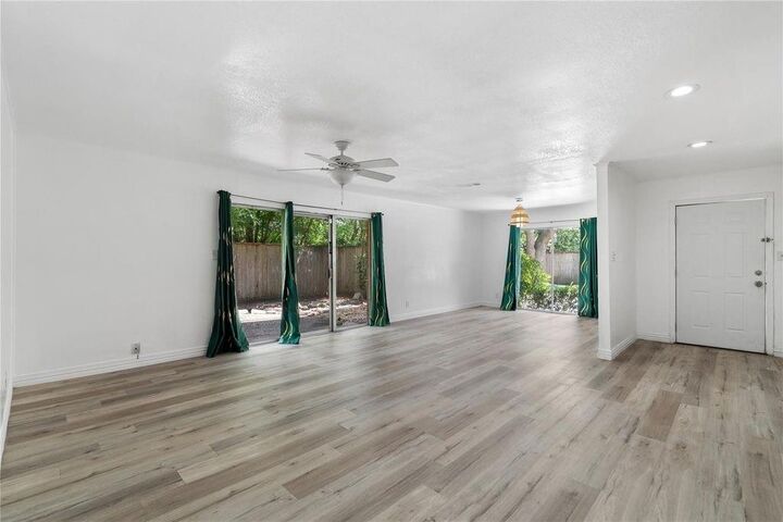Property Photo:  6303 Crab Orchard Road 3  TX 77057 