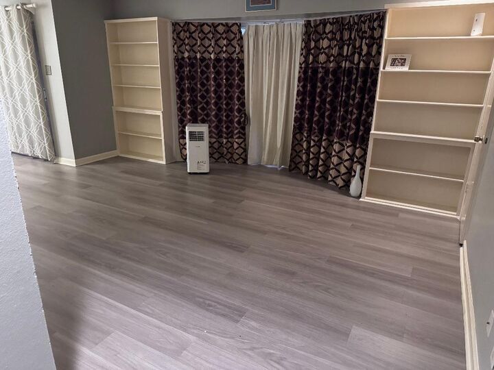 Property Photo:  2595 Marilee Lane 4  TX 77057 