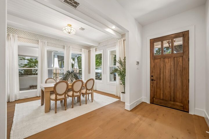Property Photo:  603 E 23rd Street  TX 77008 