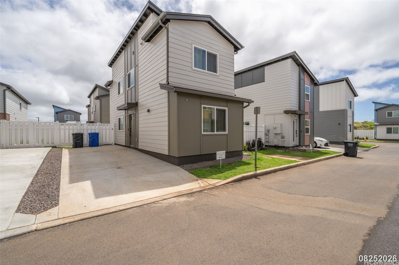 Property Photo: 91-3525 Kamalie Mua Street 81 HI 96706
