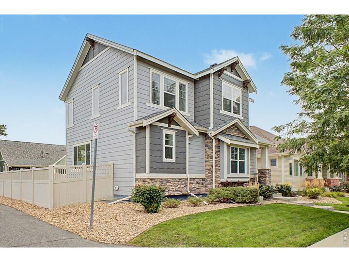 Property Photo:  1424 Bluemoon Dr  CO 80504 
