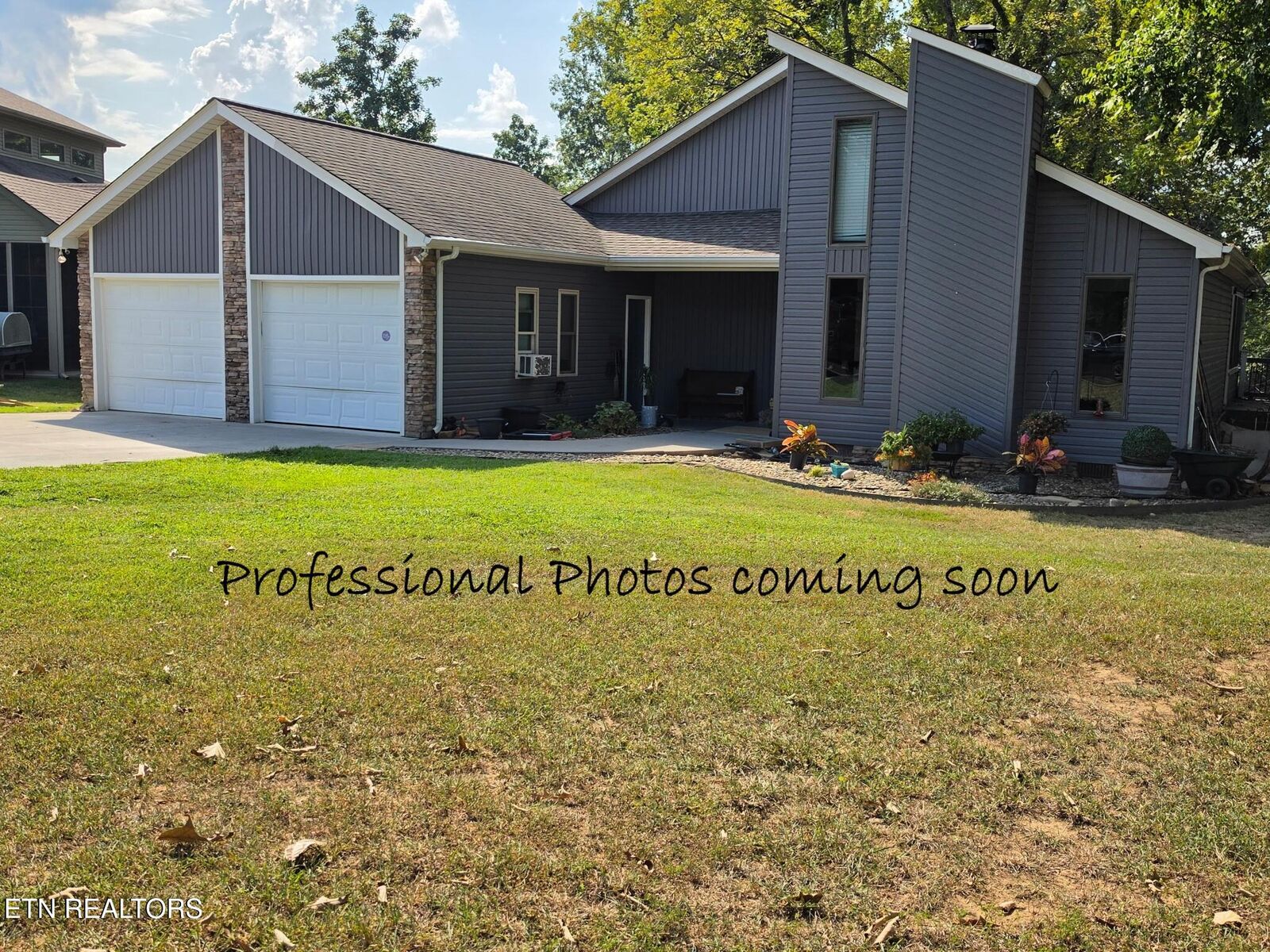 Property Photo: 202 Daksi Lane TN 37774